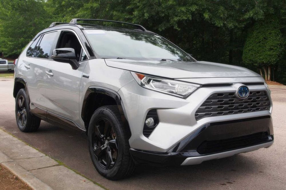 Toyota RAV4 2.5 Hybrid      2018