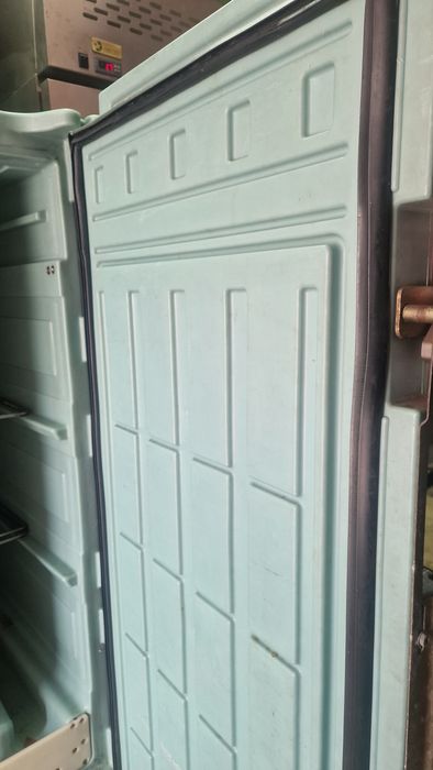 Contentor isotérmico frios