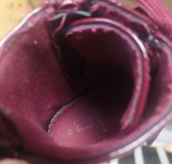 Lakierowane bordowe jesienne botki glany 22 h&m jak nowe eleganckie