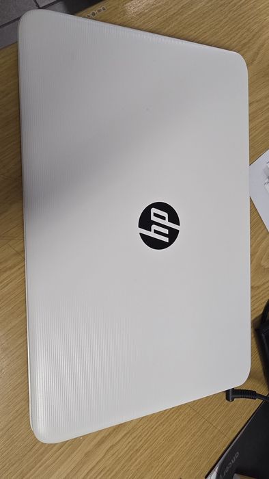 Vendo portátil HP branco