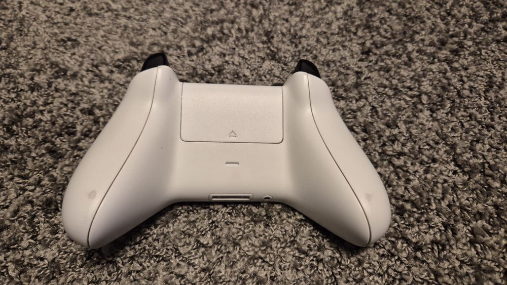 Xbox One S biały + PAD + Forza Horizon 4 + Minecraft | Idealny sta