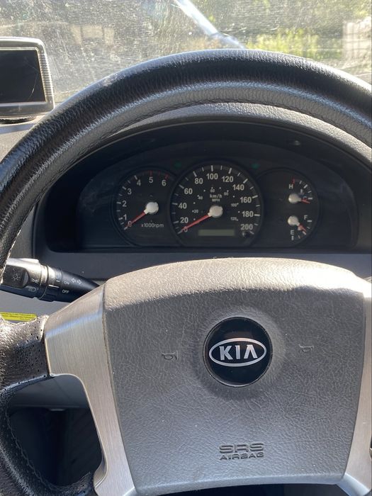 Kia Sorento 2005 рік