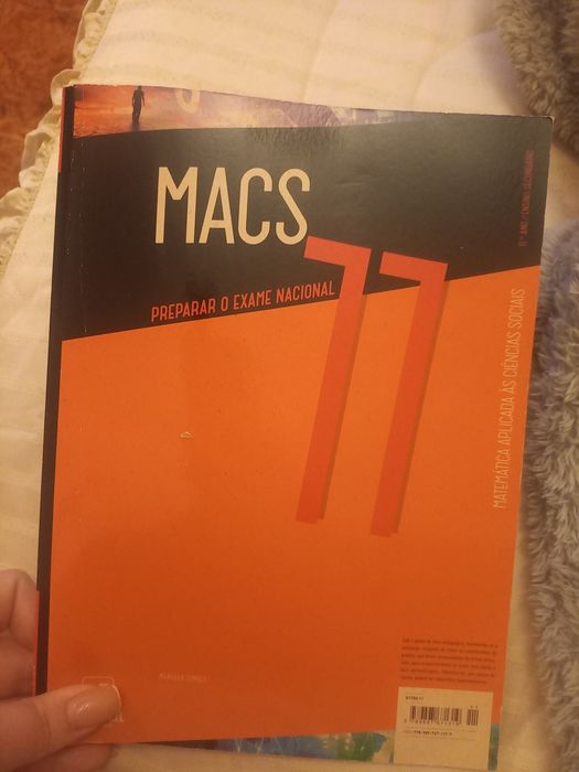 Caderno de atividades/preparação para exame MACS 11