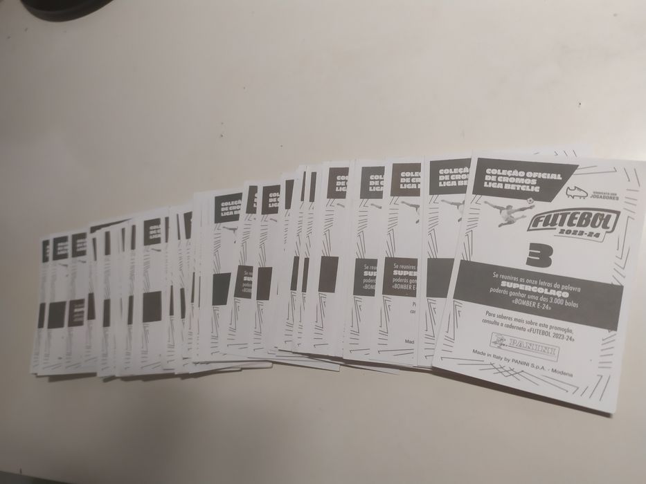 Dezenas de cromos repetidos da liga portuguesa 23-24