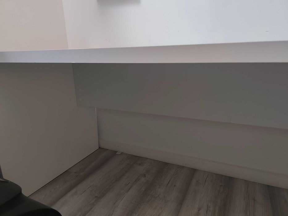 Secretária conforama branca