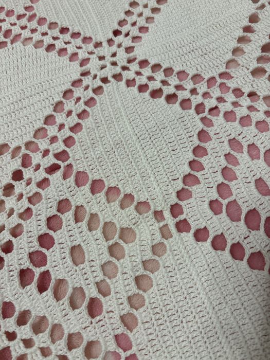 Colcha de renda manual