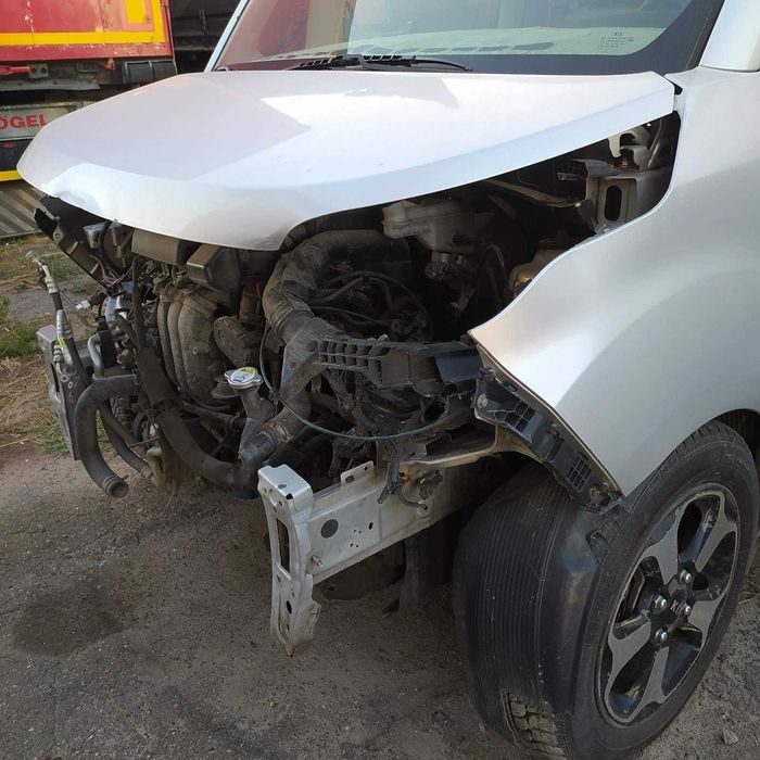 Продам  автомобиль  Kia Ray  2015 год