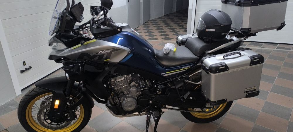 CFMOTO 800 touring