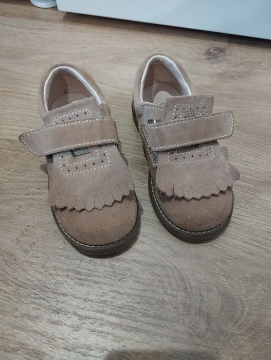 Carneiras criança como novas