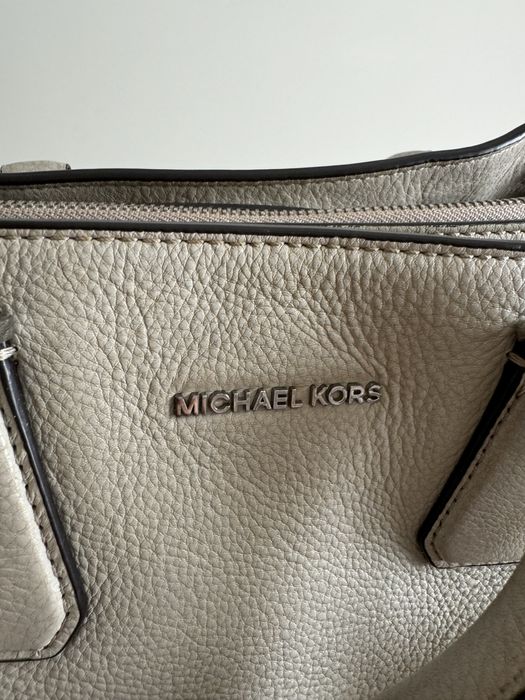 Mala Michael Kors Pele em muito bom estado