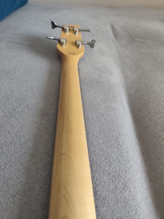 Gitara basowa daion Japan unikat