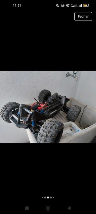 Traxxas maxx hobbywing max8