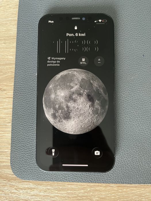 Telefon czarny iphone12