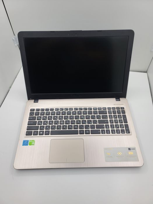 Ноутбук asus R540N