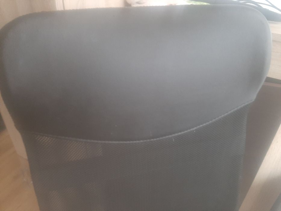 Fotel obrotowy biurowy