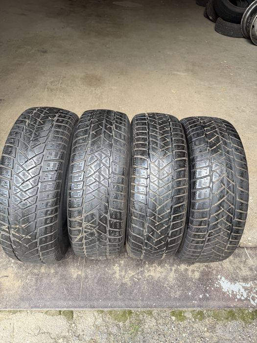 Шини 215/65/16С Dunlop. Bridgestone