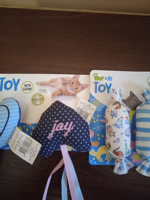 НОВІ іграшки для котиків