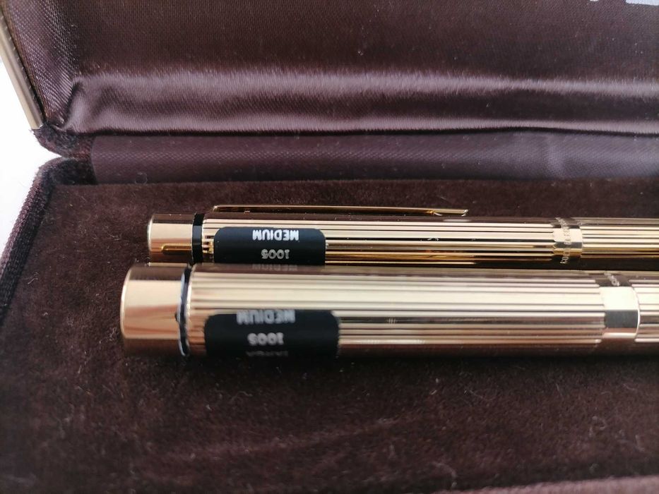 Conjunto Canetas Sheaffer Douradas.