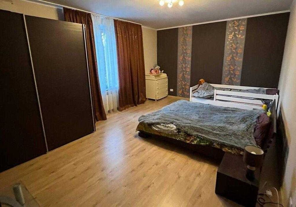 Продам 3 комн. квартиру Кирпичный дом Сертификат низ Рабочей Кедрина NK