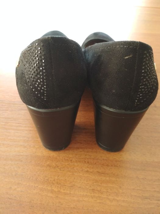 Туфлі жіночі замшеві