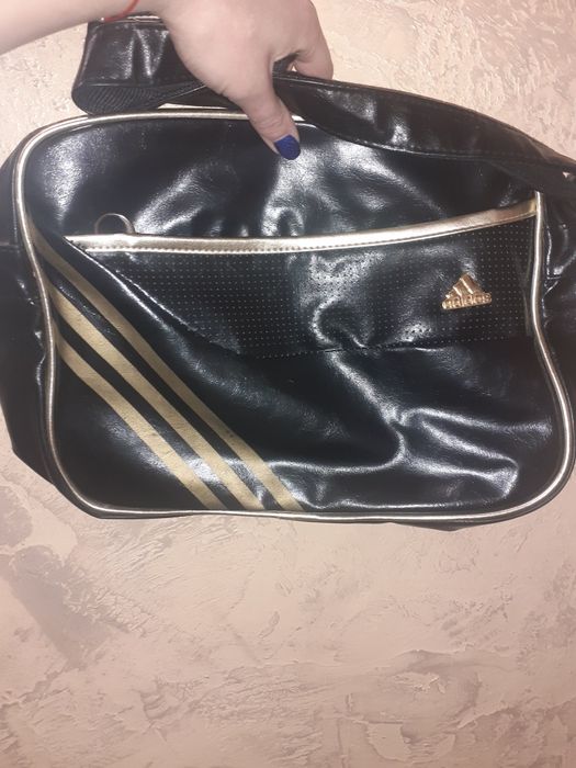 Сумка Adidas бу через плечо