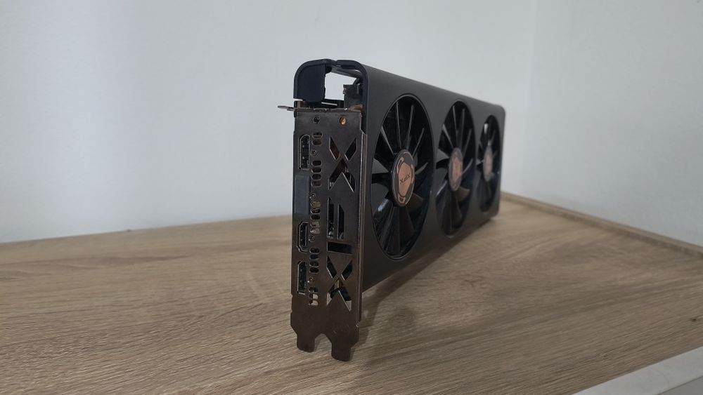 Placa gráfica AMD Radeon RX 5600xt 6gb xfx