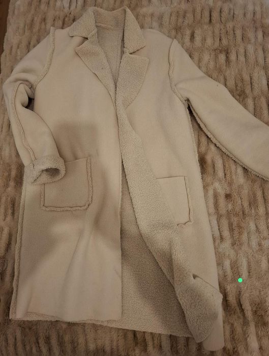 Casaco pêlo creme