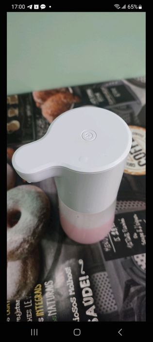 Автоматичний дозатор для миючого засобу