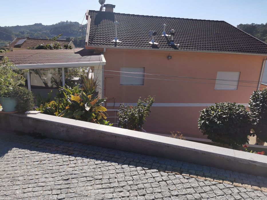 Arrendamento T 3 A 5 km de Guimaraes
