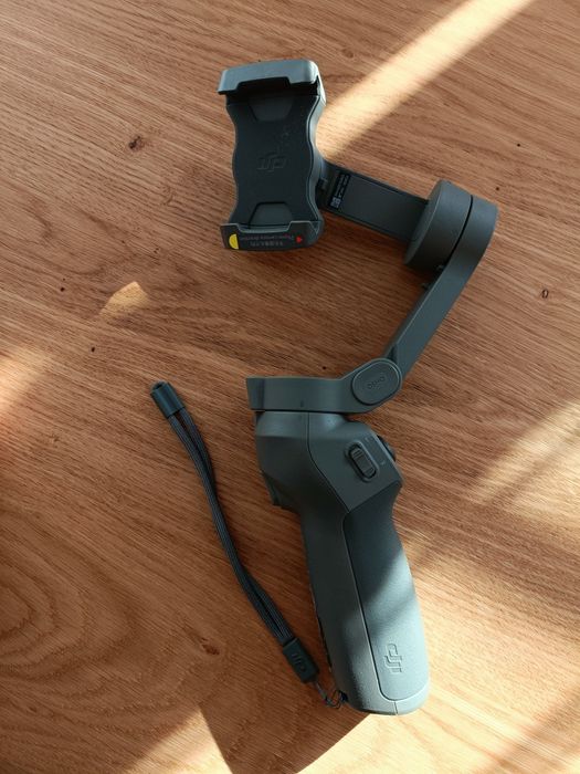 DJI  osmo mobile 3