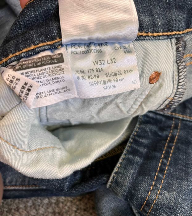 Чоловічі темно-сині джинси 511 Levi's