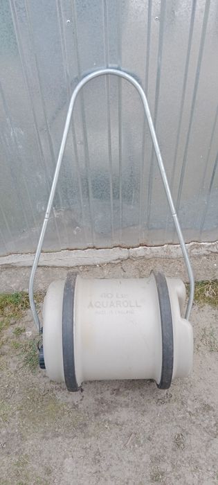 Zbiornik na wodę aquaroll do przyczepy kempingowej