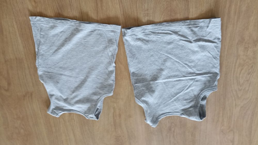 Dwa podkoszulki na ramiączkach rozmiar 3/4 lata