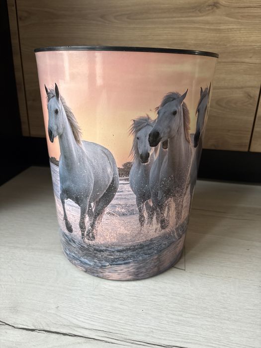 Kosz na śmieci Laufer z końmi