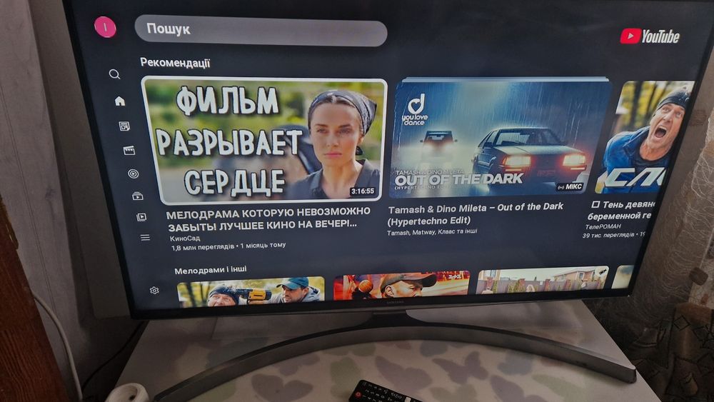 Смарт лед телевізор Самсунг 40 дюймів відмінний стан