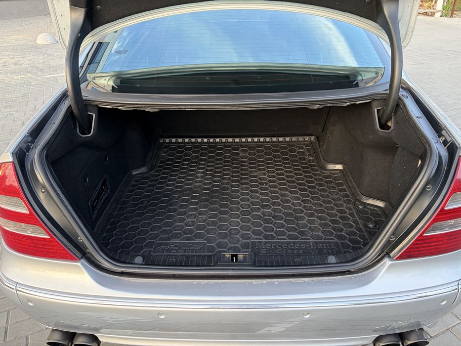 Mercedes-benz E350 W211 4matic 2005 рік