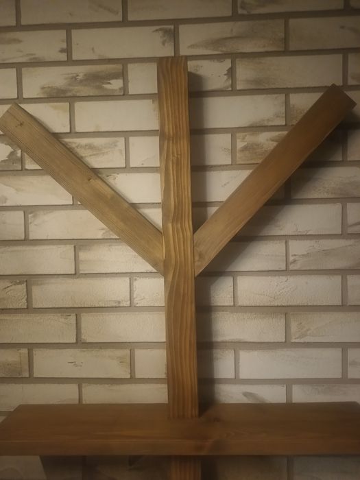 ALGIZ — runiczna półka ochrony i równowagi