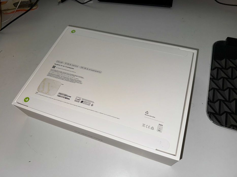 MacBook Air 13 M4 16GB 256GB - NOVO - Ideal para Inicio de Aulas - Estudantes - Faculdade