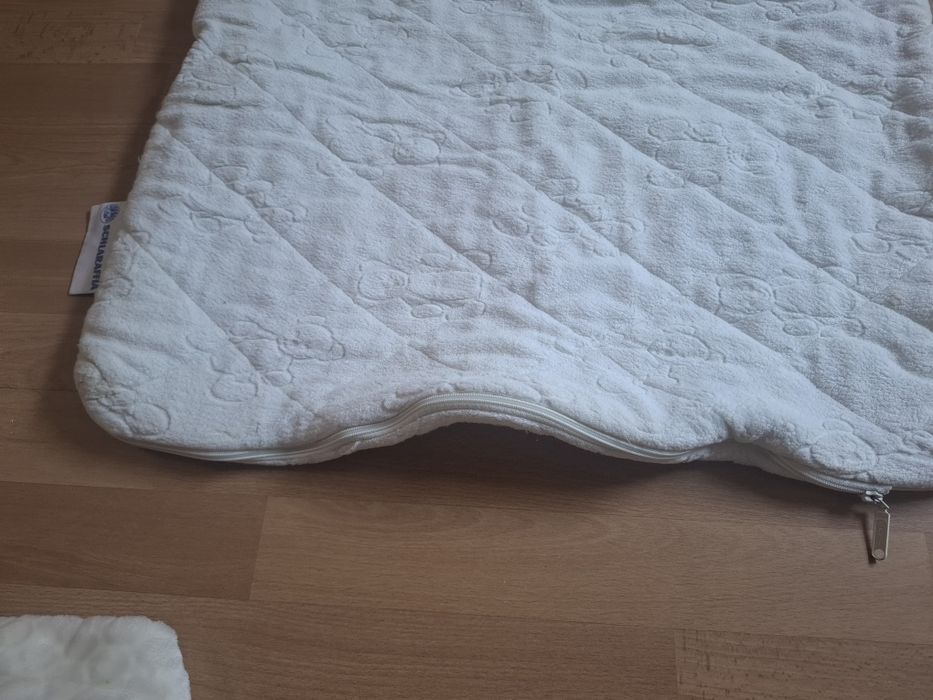 Colchão berço Zippy oferta de forra polar