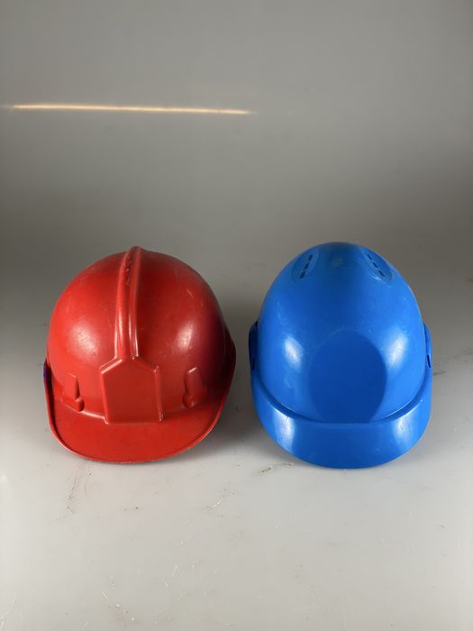 Conjunto de capacetes de proteção