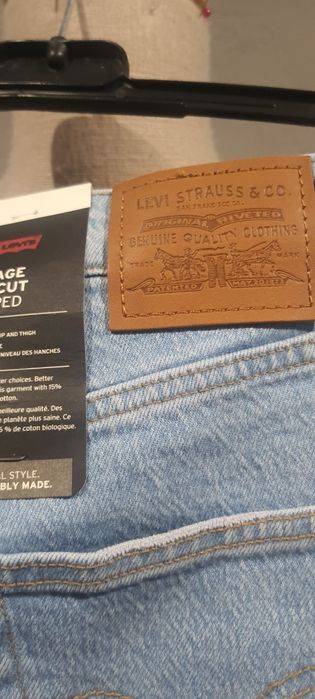 Levi's ribcage bootcut cropped 28 ok xs/s