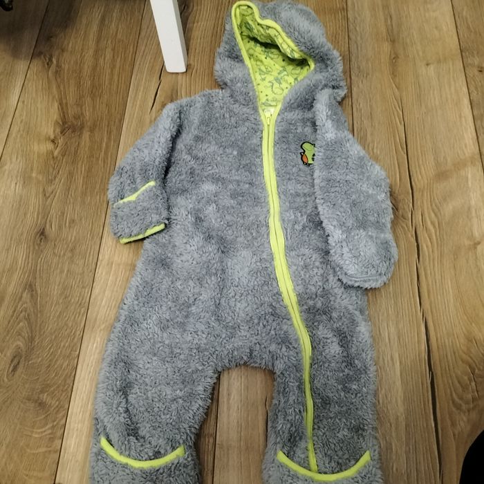 Kombinezon dziecięcy r.80