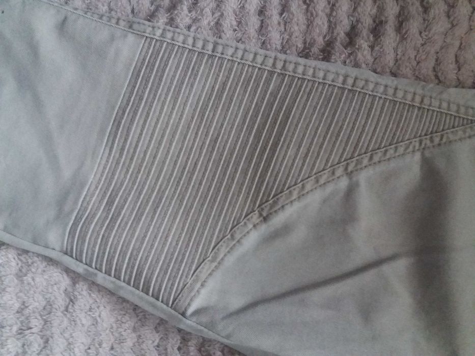 Spodnie Calzedonia
