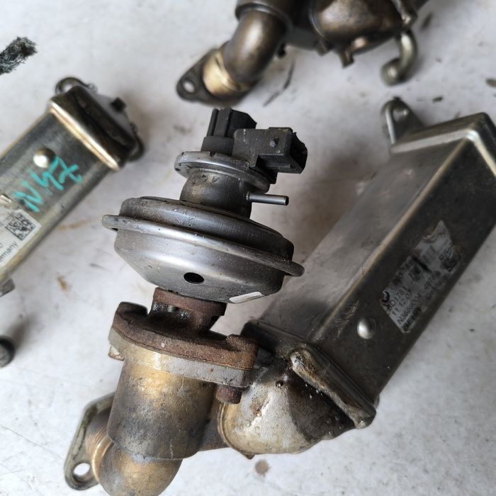 Chłodnica zawór EGR   BMW E60 E61 e81 e87 e90 E91 n47 177 km 143 km