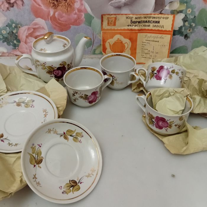 Чайний сервіз 90х років Бориславський фарфор
