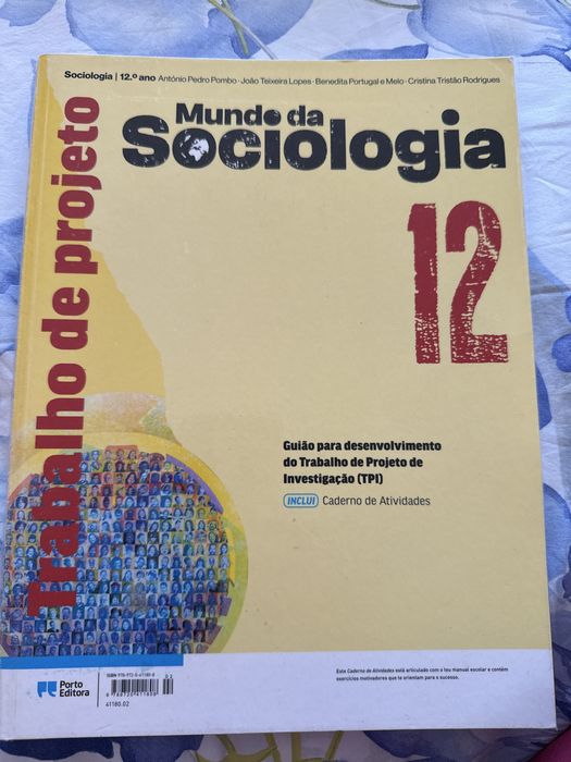 Caderno de Atividades Sociologia 12ºano- Mundo da Sociologia 12-Porto Editora