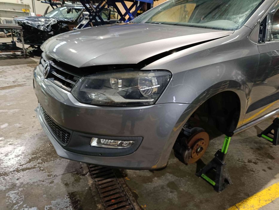 Frente completa VOLKSWAGEN Polo (6R, 6C)