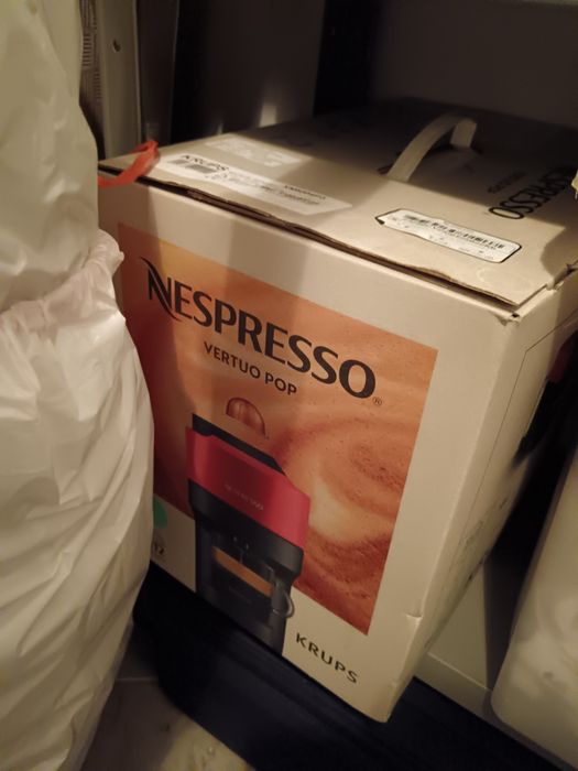 Maquina café Nespresso vertuo