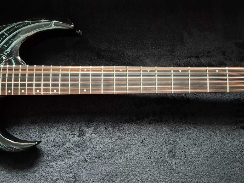 Ibanez RG RGD 61 ALA - baryton, Fishman Fluence Modern, grafika Alien