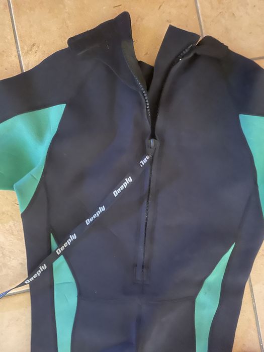 Fato de mergulho/surf